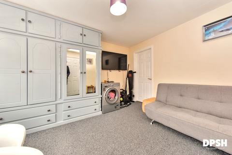 3 bedroom semi-detached house for sale, Longroyd Grove, Beeston