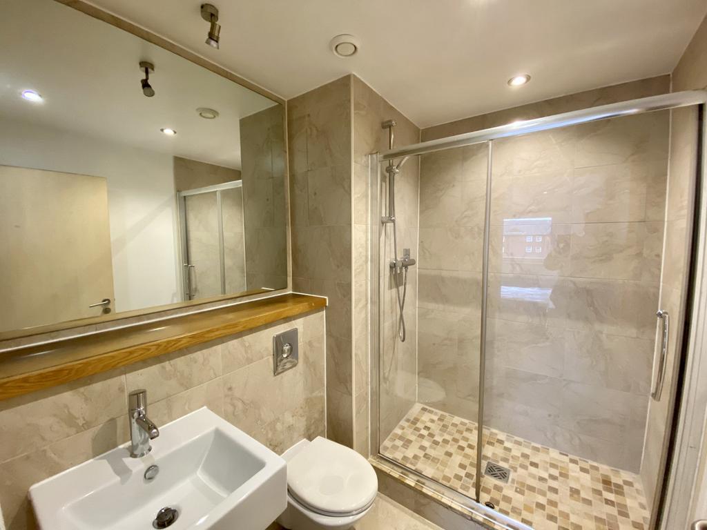 Ensuite