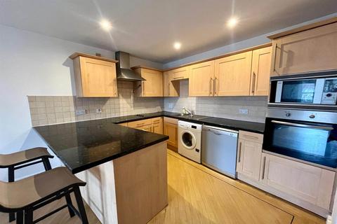 2 bedroom flat to rent, Captains Wharf, South Shields