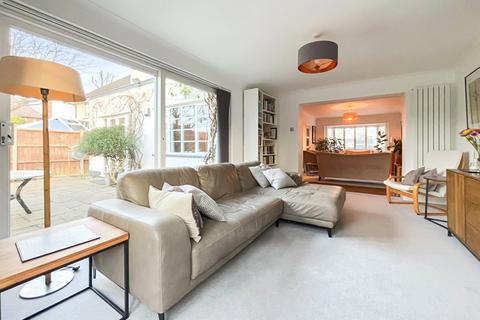 60 Wansunt Road, Bexley, DA5 2DJ