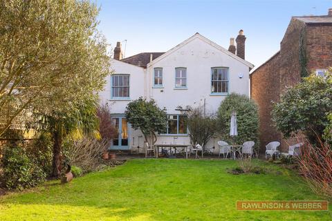 4 bedroom detached house for sale, Kent Road, East Molesey KT8