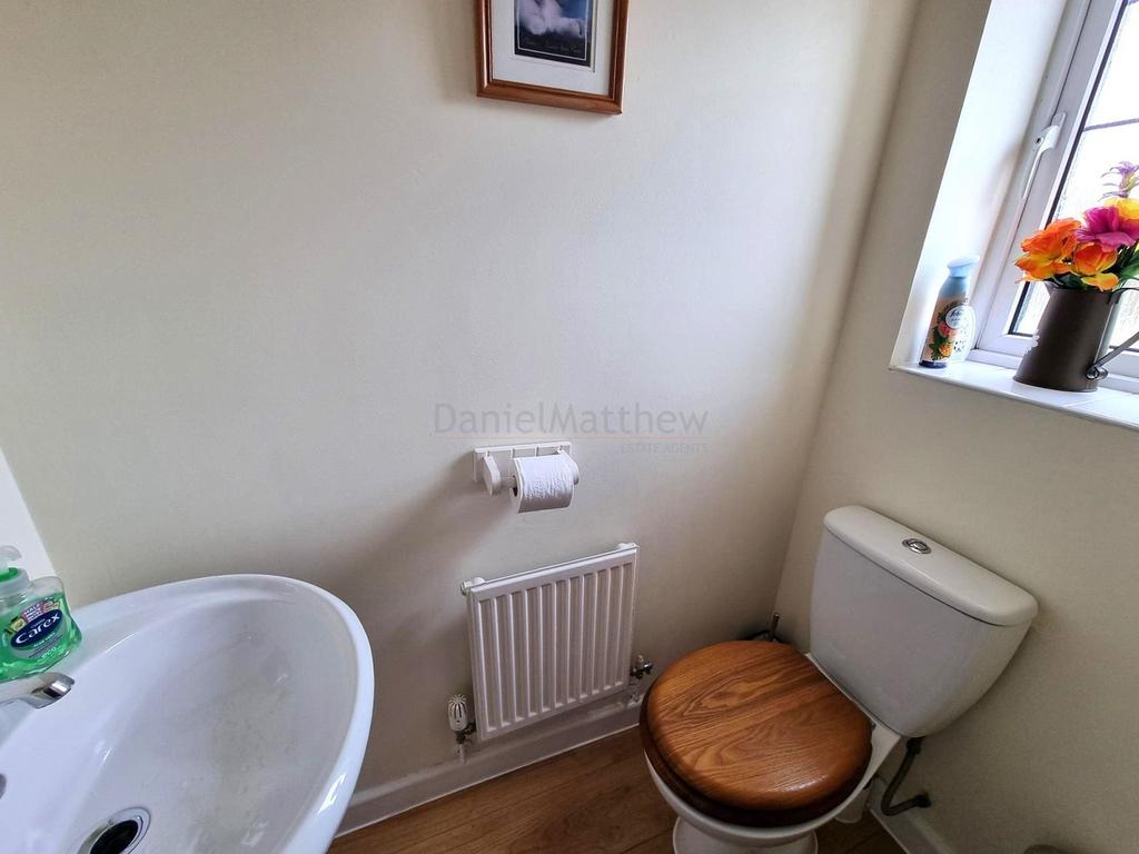Cloakroom/WC