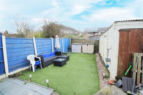 14 Bradwen Close, Denton, Manchester, M34 7TD