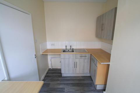 1 bedroom flat to rent, High Street, Lowestoft. NR32 1HP