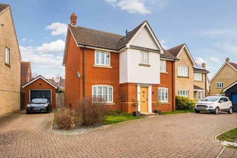 4 bedroom detached house for sale, Woodpecker Close, Stowmarket, Suffolk, IP14