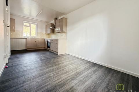 2 bedroom semi-detached house for sale, Gibson Green, Witham St Hughs LN6