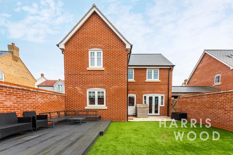 4 bedroom detached house for sale, Silva Walk, Rowhedge, Colchester, Essex