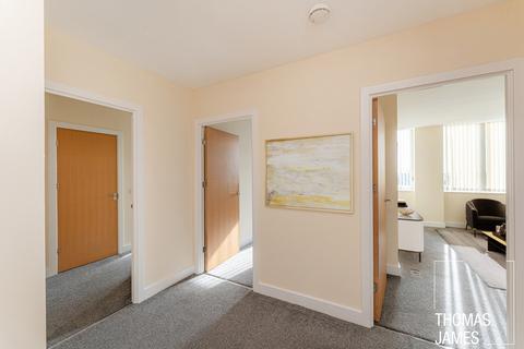 2 bedroom apartment for sale, Wenlock House, Enfield, Greater London