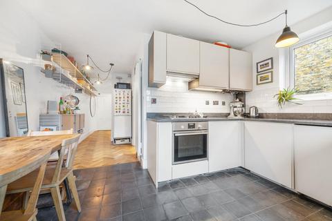 39 Brading Road, Brixton, London, SW2 2AP