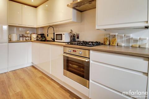1 Steeple View, Swindon, SN1 3FH