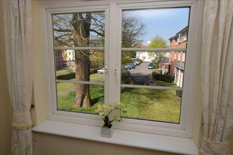 1 bedroom retirement property for sale, Spalding Court, Cedar Avenue, Chelmsford