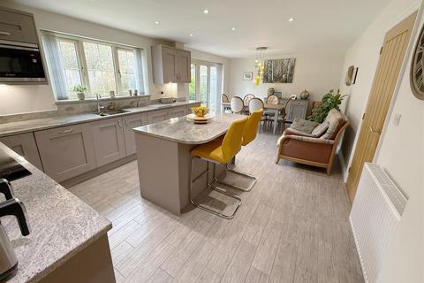 5 bedroom detached house for sale, Edmonds Close, Stratford-Upon-Avon