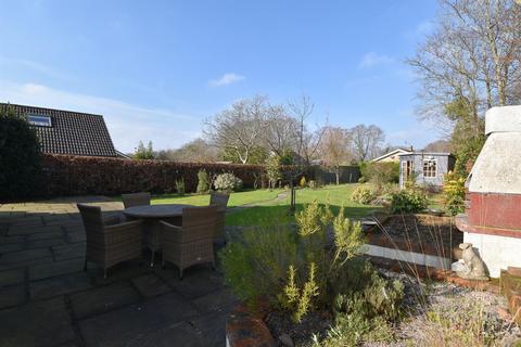 4 bedroom detached bungalow for sale, Butchers Lane, Three Oaks, Hastings