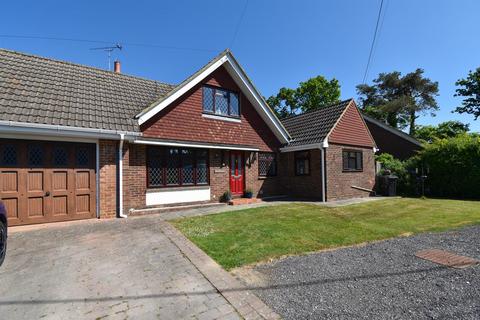 4 bedroom detached bungalow for sale, Butchers Lane, Three Oaks, Hastings