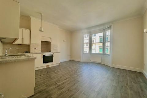 2 bedroom apartment to rent, Zion Gardens, Brighton