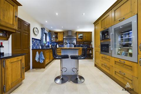 5 bedroom detached house for sale, Sandon Road, Stone ST15
