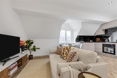 1 bedroom flat for sale, Matheson Road, W14