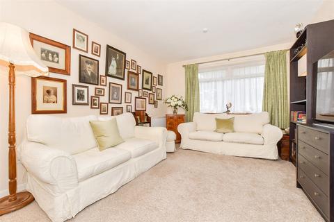 3 bedroom chalet for sale, Tothill Street, Ramsgate CT12