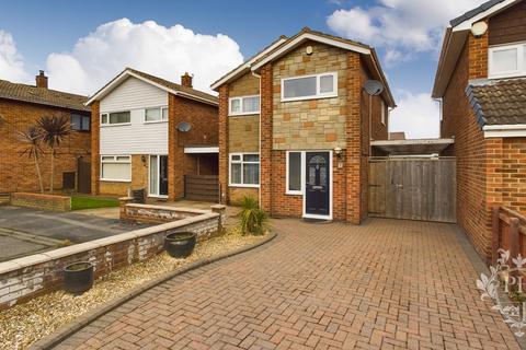 3 bedroom detached house for sale, Queensbury Close, Redcar, TS10 4QA