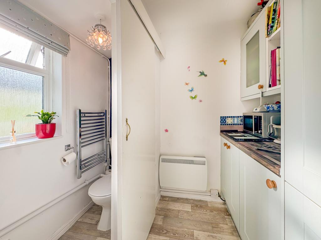 Utility &amp; Cloakroom