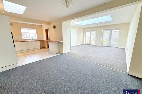 3 bedroom bungalow for sale, Havelock Road, Hucclecote, Gloucester, GL3