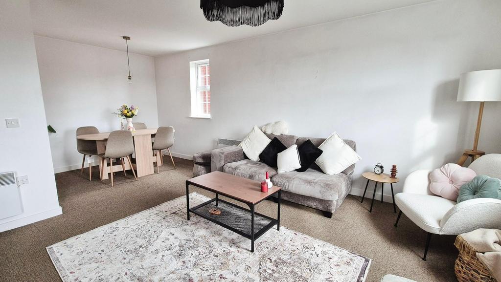 Lounge/dining room