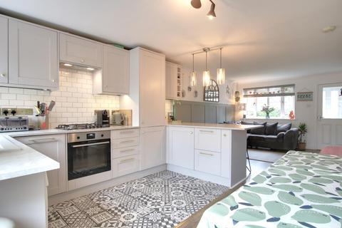 11 Barker Mill Close, Rownhams, Southampton, SO16 8LJ