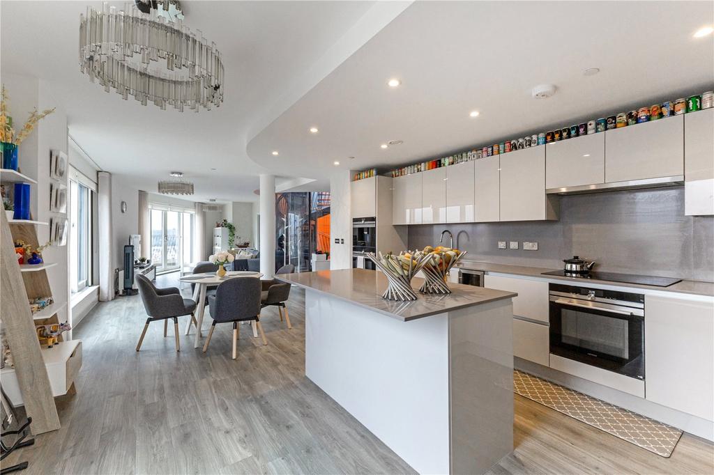 Kitchen/Dining