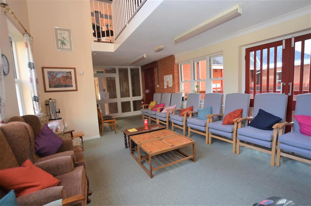 Communal Lounge