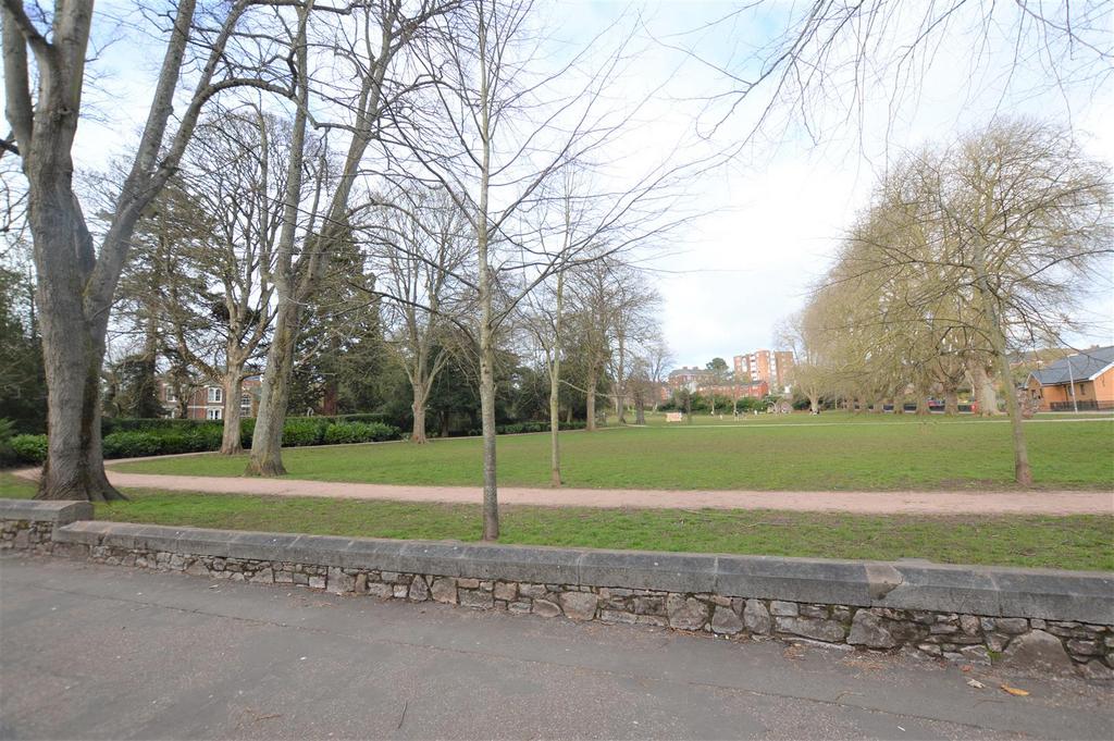 Cleveland Court