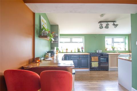 33 Walnut Crescent, Bristol, BS15 4HX
