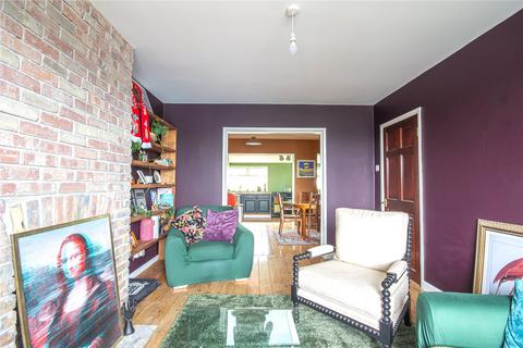 33 Walnut Crescent, Bristol, BS15 4HX