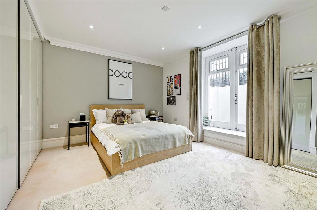 Principal Bedroom