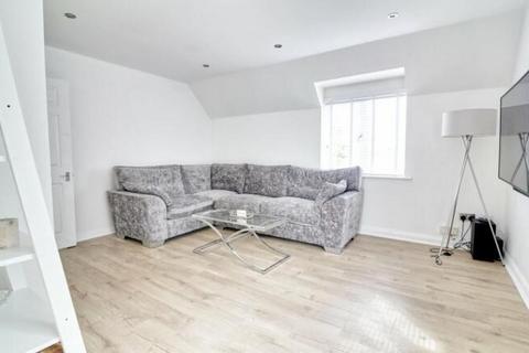 2 bedroom flat for sale, Belfield Gardens, Harlow CM17