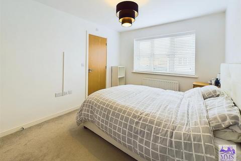 24 Chancel Drive, Wainscott, Rochester, ME3 8FT