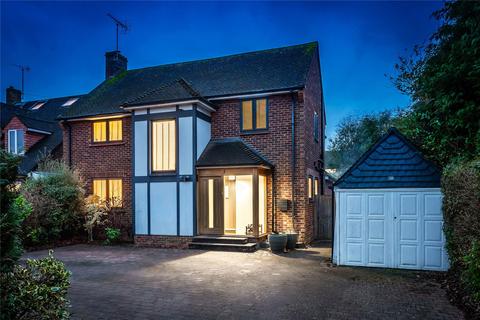 5 bedroom detached house for sale, Woodruff Avenue, Guildford, Surrey, GU1