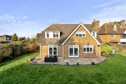 4 bedroom detached house for sale, St. Marys Close, Willingdon, Eastbourne