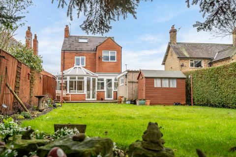 3 bedroom detached house for sale, Burnby Lane, Pocklington