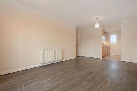 2 bedroom apartment for sale, Roberts Place, Dagenham, Essex