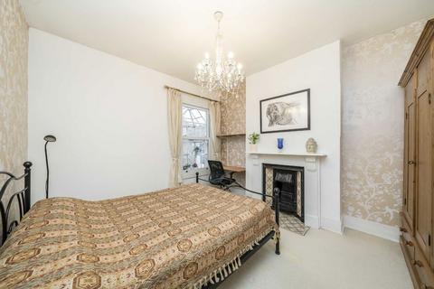 2 bedroom flat for sale, Bovill Road, London SE23