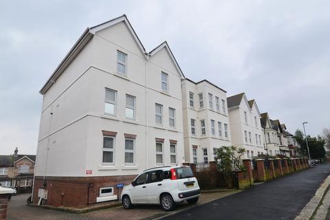 2 bedroom flat for sale, 11a  Carlton Road South