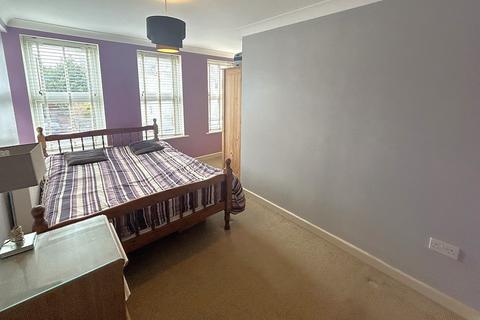 2 bedroom flat for sale, 11a  Carlton Road South