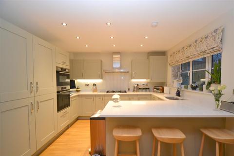 3 bedroom detached house for sale, Poplar Gardens, Malvern