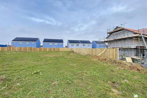 4 bedroom property with land for sale, Jameston, Tenby