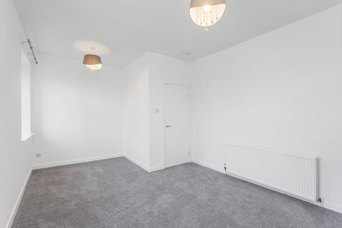 2 bedroom flat to rent, Grahams Road, Falkirk FK2