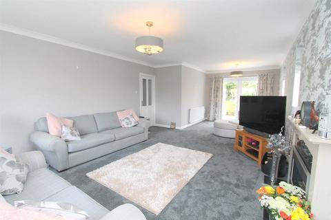 23 West Way, Carshalton, SM5 4EN