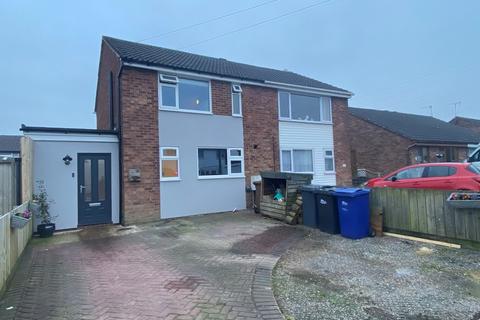 35 Shipton Drive, Uttoxeter, ST14 7NJ