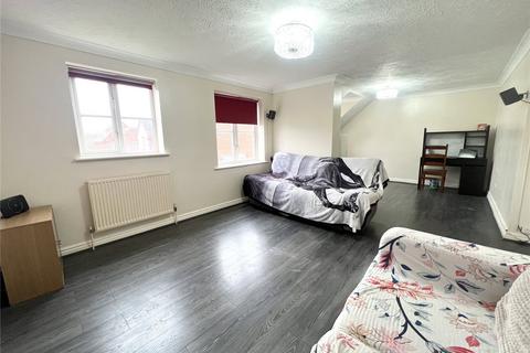 4 bedroom terraced house to rent, Shearwood Road, Swindon, Wiltshire, SN5