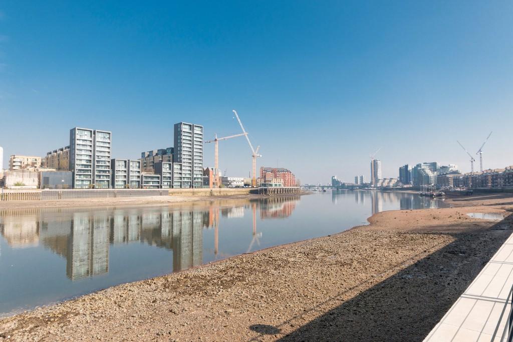 Riverside Walk