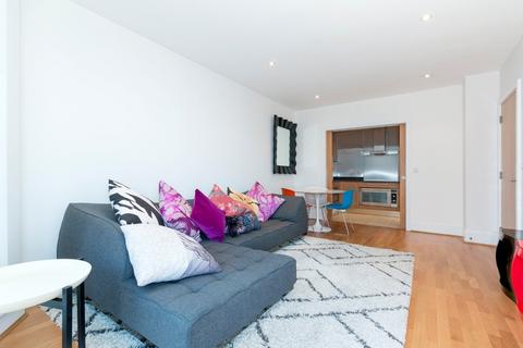 2 bedroom apartment for sale, Baltimore House, Juniper Drive SW18